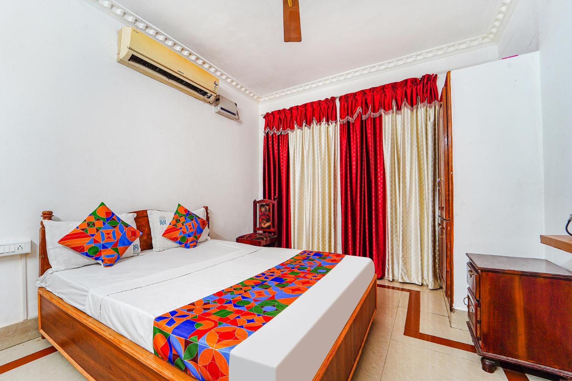 Fabexpress Majestic Inn Thiruvananthapuram Exteriör bild